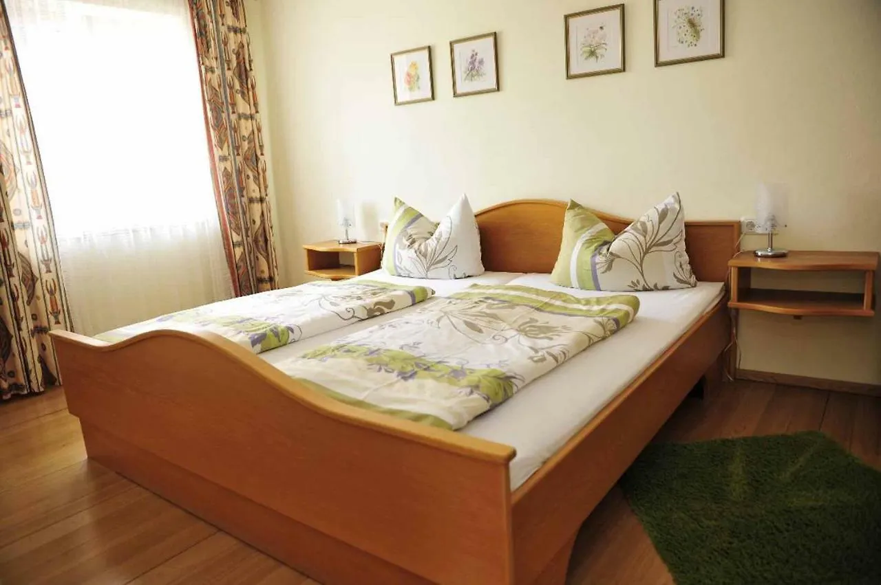Guest house Pension Holzapfel Essing